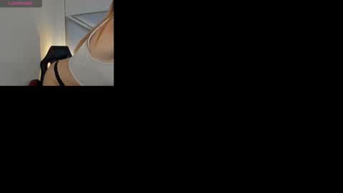 Snapshot of cristalevans_vc chatting on October 31, 2025, 4:08 pm cristalevans_vc online show from October 31, 2025, 4:08 pm