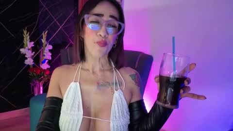 cristal miller online show from May 18, 2026, 2:45 pm