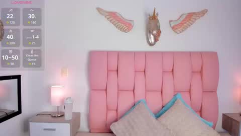 cristal online show from January 8, 2025, 4:33 pm