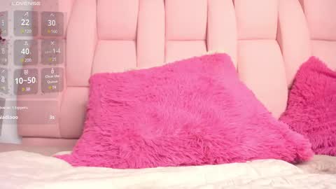 cristal online show from February 16, 2025, 10:43 pm