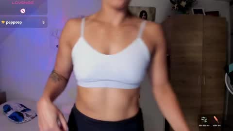 Snapshot of cristamunez chatting on May 1, 2026, 3:11 am veronika online show from May 1, 2026, 3:11 am