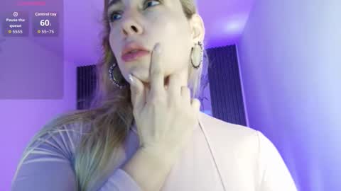 Snapshot of cristeljansen chatting on March 6, 2026, 5:53 pm This blondie girl is waiting for someone very horny to get some fun online show from March 6, 2026, 5:53 pm