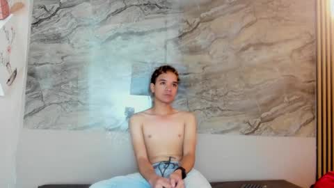 Cristhian online show from October 8, 2025, 1:42 pm