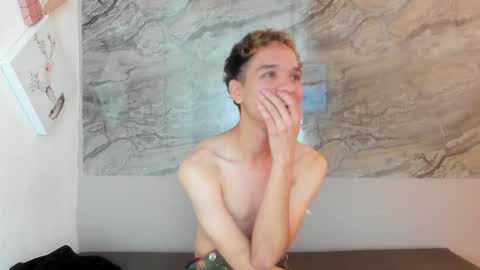 Cristhian online show from October 23, 2025, 2:38 pm