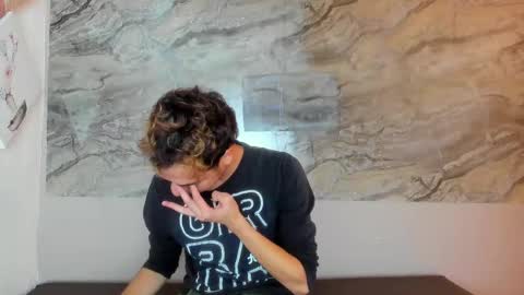 Cristhian online show from October 29, 2025, 2:52 pm