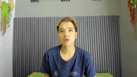 Cristhian online show from November 10, 2025, 12:48 pm