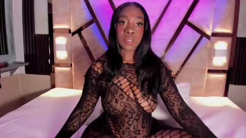 Snapshot of cristhinbrown chatting on April 29, 2026, 7:09 pm cristin online show from April 29, 2026, 7:09 pm