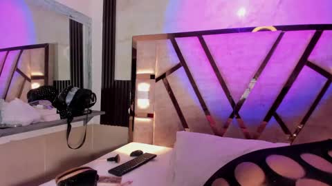 Snapshot of cristhinbrown chatting on May 2, 2026, 6:46 pm cristin online show from May 2, 2026, 6:46 pm
