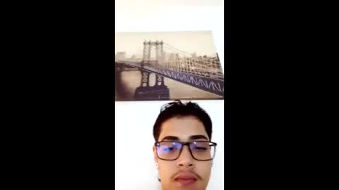 Snapshot of cristian_suarezz chatting on January 7, 2025, 12:34 am online show from January 7, 2025, 12:34 am