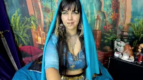 Snapshot of cristina_blue21 chatting on January 18, 2026, 10:52 am Cristina online show from January 18, 2026, 10:52 am