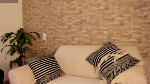 soycriss online show from December 23, 2024, 10:44 pm