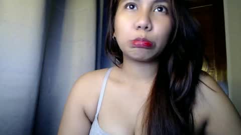 Snapshot of cristinavalerie chatting on October 11, 2025, 5:39 am Cristina Valerie online show from October 11, 2025, 5:39 am