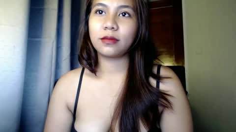 Snapshot of cristinavalerie chatting on October 26, 2025, 10:04 pm Cristina Valerie online show from October 26, 2025, 10:04 pm