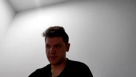 cristopher3042 online show from October 8, 2025, 4:10 am