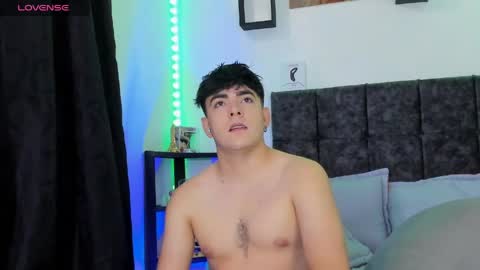Snapshot of cristopher_russo chatting on May 1, 2026, 6:01 pm CRISTOPHER online show from May 1, 2026, 6:01 pm