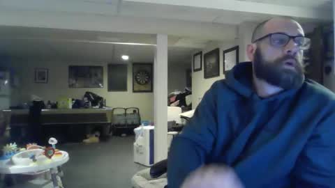 Snapshot of crm400 chatting on February 22, 2026, 3:40 am billybasement online show from February 22, 2026, 3:40 am