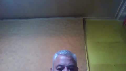 crmperez online show from December 6, 2024, 11:47 pm