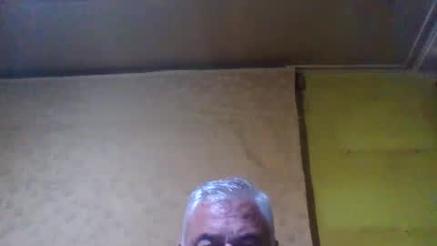 crmperez online show from December 25, 2024, 4:01 am