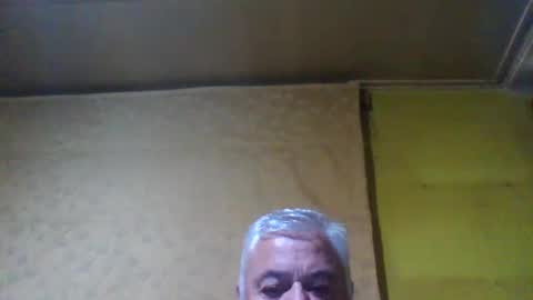 crmperez online show from January 8, 2025, 1:42 am