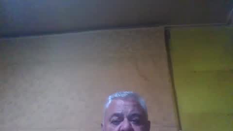 crmperez online show from February 4, 2025, 11:49 pm