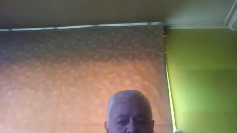 crmperez online show from February 6, 2025, 5:40 pm