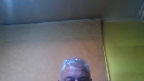 crmperez online show from February 7, 2025, 11:24 pm