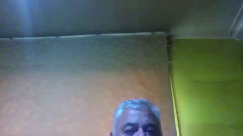 crmperez online show from February 24, 2025, 9:09 pm
