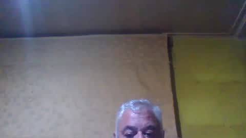 crmperez online show from February 25, 2025, 12:14 am