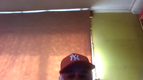 crmperez online show from September 11, 2025, 6:52 pm