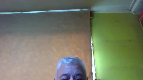 crmperez online show from September 18, 2025, 8:33 pm