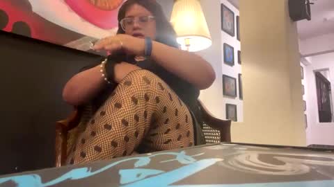 Snapshot of crossdresser64 chatting on March 1, 2025, 12:28 am Linda Cross online show from March 1, 2025, 12:28 am