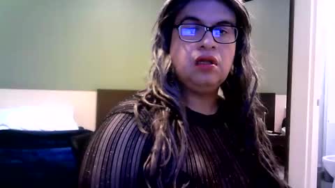 Snapshot of crossdresser64 chatting on October 30, 2025, 10:32 pm Linda Cross online show from October 30, 2025, 10:32 pm