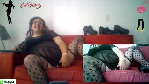 Snapshot of crossdresser64 chatting on November 29, 2025, 7:17 pm Linda Cross online show from November 29, 2025, 7:17 pm