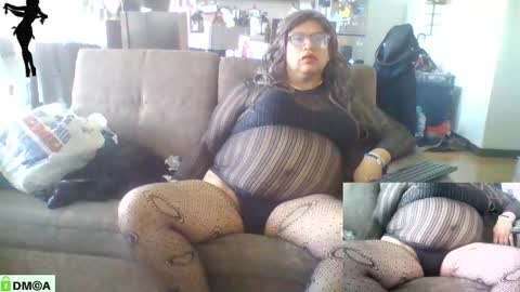 Snapshot of crossdresser64 chatting on December 3, 2025, 4:16 pm Linda Cross online show from December 3, 2025, 4:16 pm