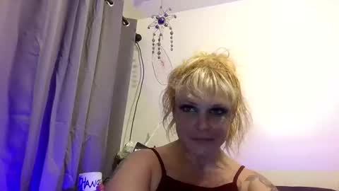 crowsraven666 online show from November 16, 2025, 12:33 pm