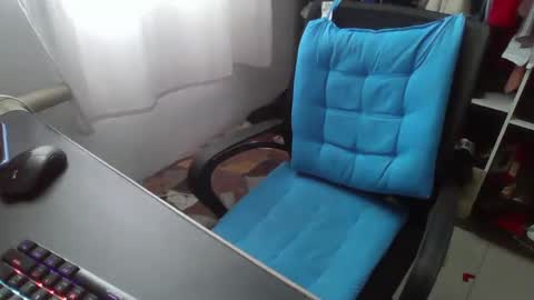 Carlo online show from September 30, 2025, 4:23 pm