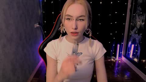 crybambi online show from February 11, 2026, 7:13 am