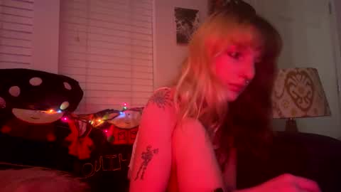 Snapshot of crylei chatting on December 31, 2024, 6:37 am kybaby online show from December 31, 2024, 6:37 am