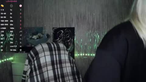 Snapshot of cryptobjgirlv2 chatting on October 24, 2025, 6:04 pm Lilith online show from October 24, 2025, 6:04 pm