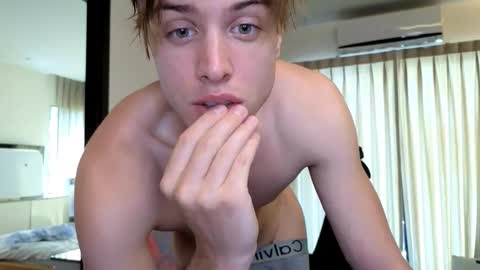 Snapshot of cryptongood chatting on November 28, 2025, 5:32 am Lin inst lingoodyy online show from November 28, 2025, 5:32 am