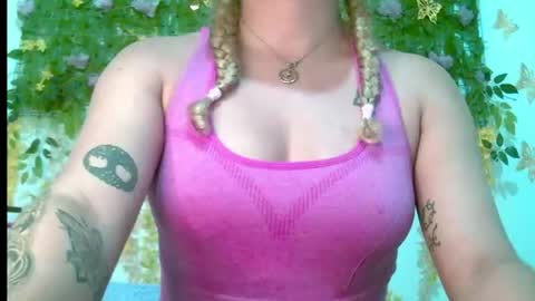 Snapshot of crysrus chatting on July 2, 2026, 1:38 am crysrus online show from July 2, 2026, 1:38 am