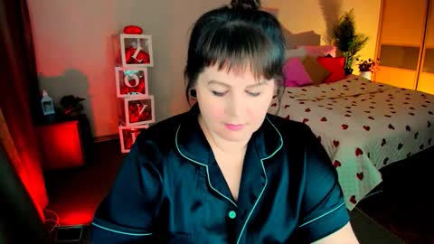 Anna online show from February 18, 2026, 7:32 pm