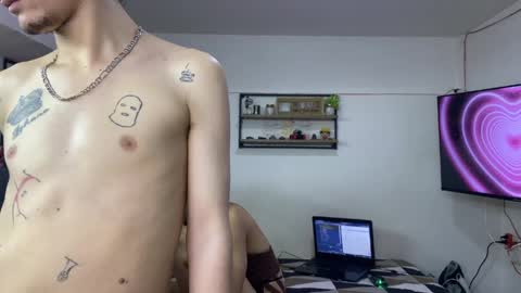 Snapshot of crystal5358 chatting on April 19, 2026, 12:04 pm crystal5358 online show from April 19, 2026, 12:04 pm