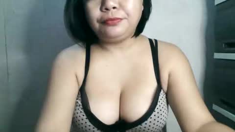 Crys online show from February 9, 2025, 5:08 am