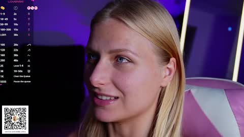 Crystal online show from April 12, 2026, 7:08 pm