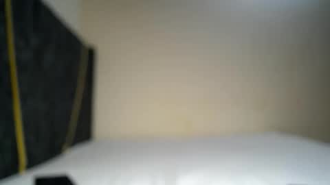 Snapshot of crystal_lisa chatting on June 8, 2026, 5:24 pm lisa online show from June 8, 2026, 5:24 pm