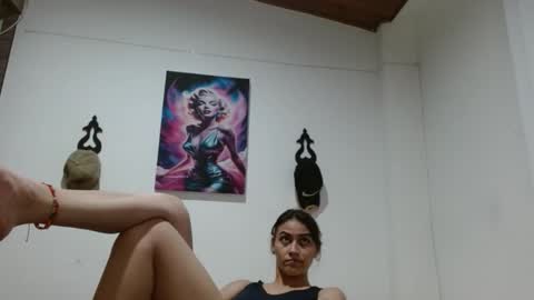 Crystal Blaze online show from April 24, 2026, 2:36 am