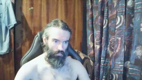 Snapshot of crystal_vibe chatting on July 23, 2026, 10:29 pm Crystallax online show from July 23, 2026, 10:29 pm