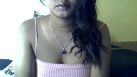 Snapshot of crystalbellax chatting on July 6, 2026, 6:43 am crystalbellax online show from July 6, 2026, 6:43 am
