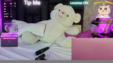 Crystal online show from May 23, 2026, 10:25 pm